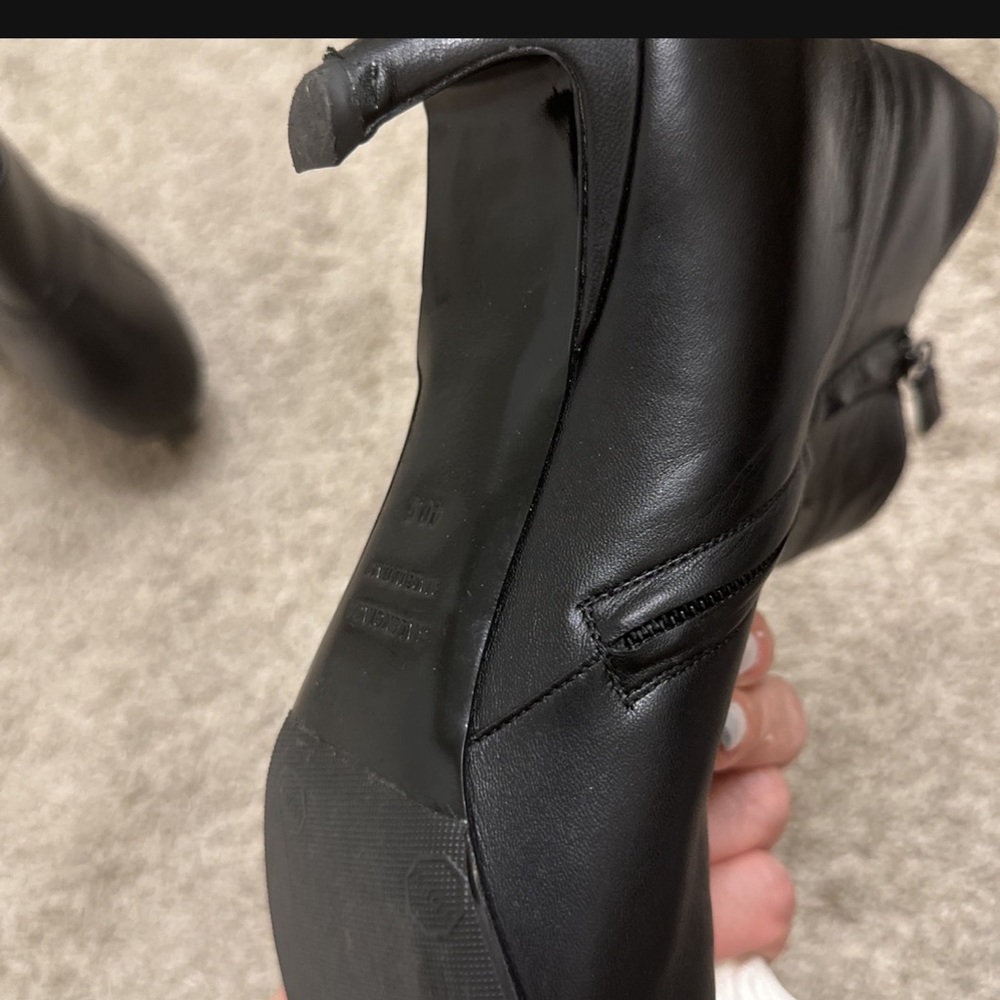 Balenciaga - Picture 7 of 8